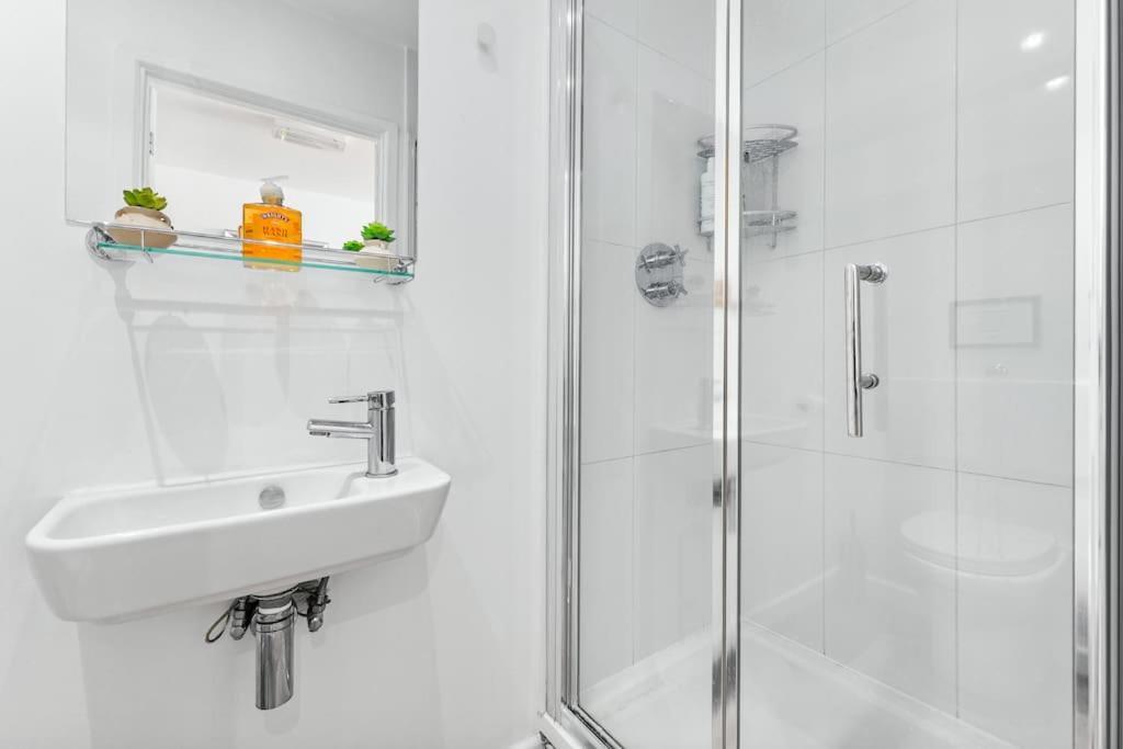 Spacious And Delightful Sleep 5 Piccadilly Vrc Londres Extérieur photo